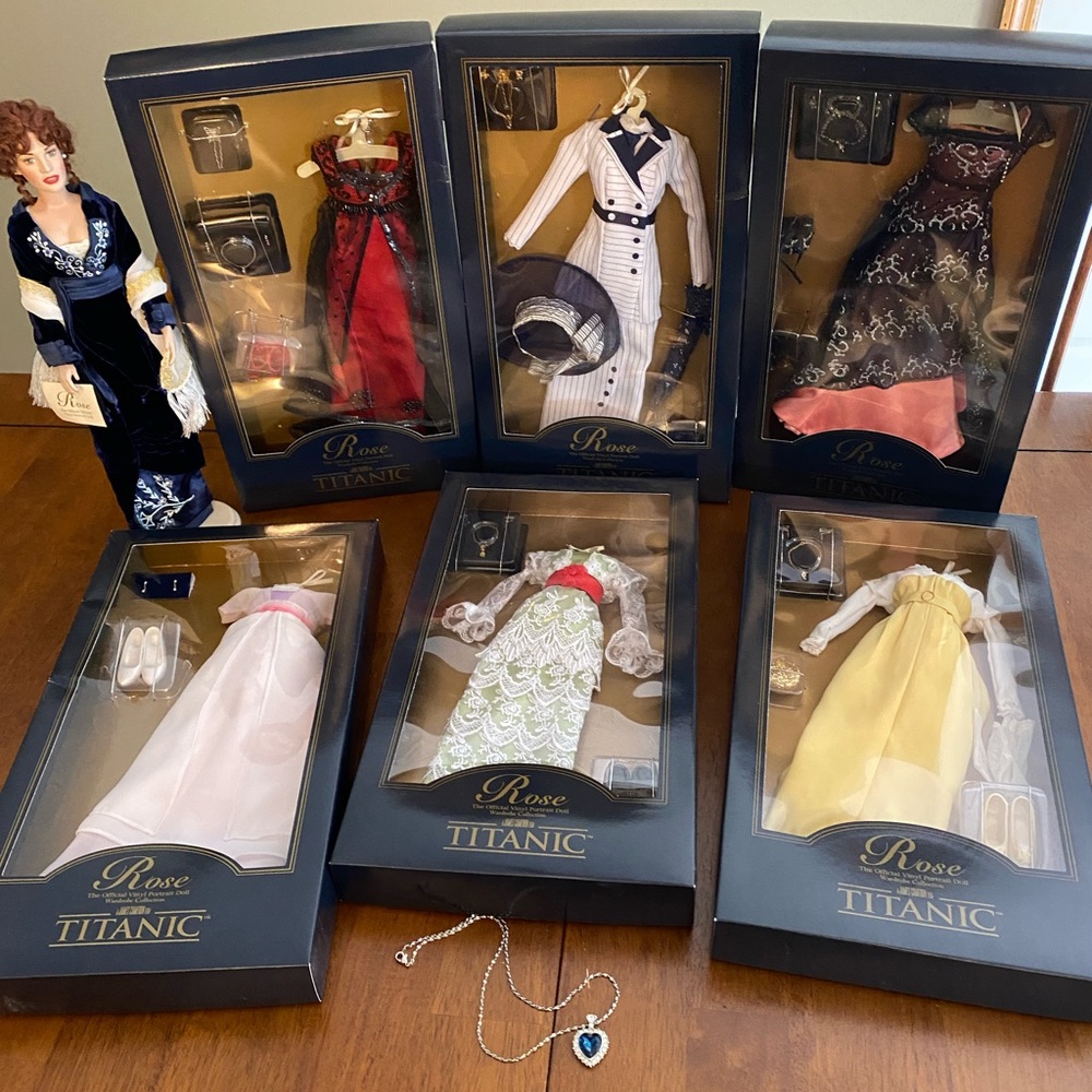 Franklin Mint Titanic Rose Doll